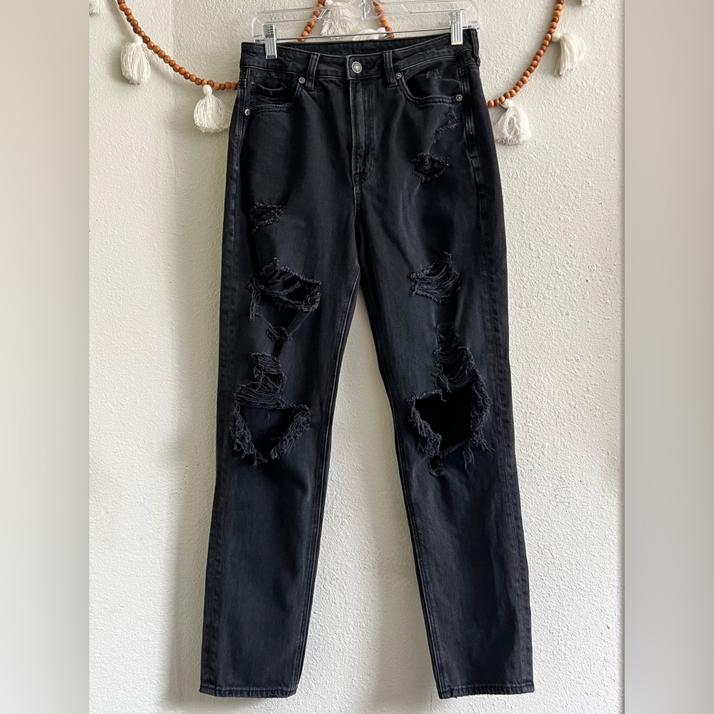 American Eagle black distressed mom jeans